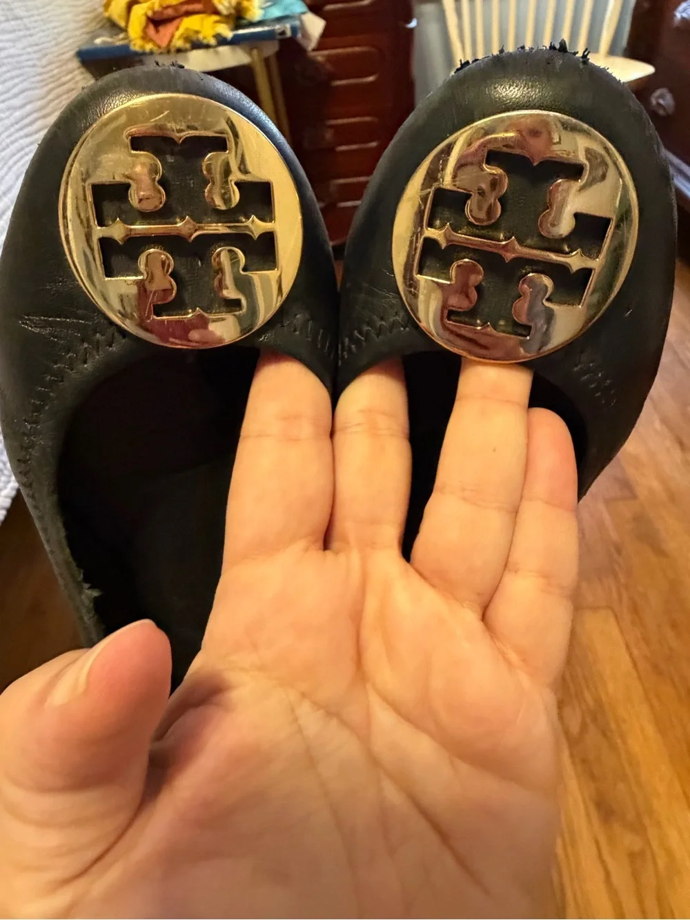Tory Burch Reva Ballet Flats — Black Leather, Gold Logo — Size 7.5